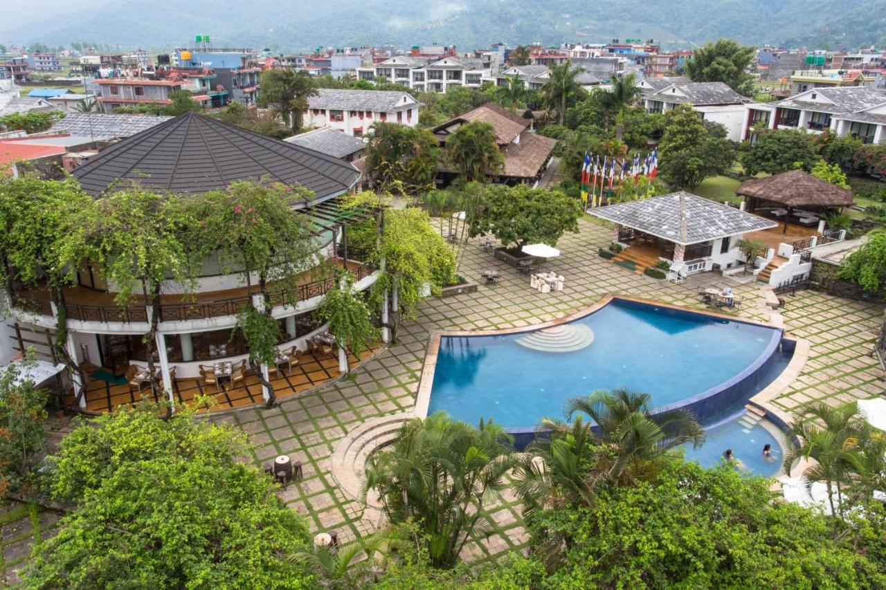 Shangri-La Village Resort, Pokhara Esterno foto