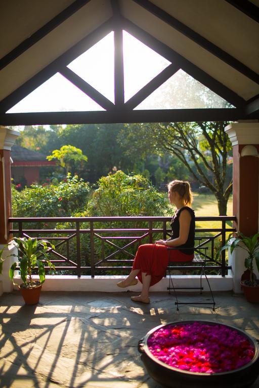 Shangri-La Village Resort, Pokhara Esterno foto