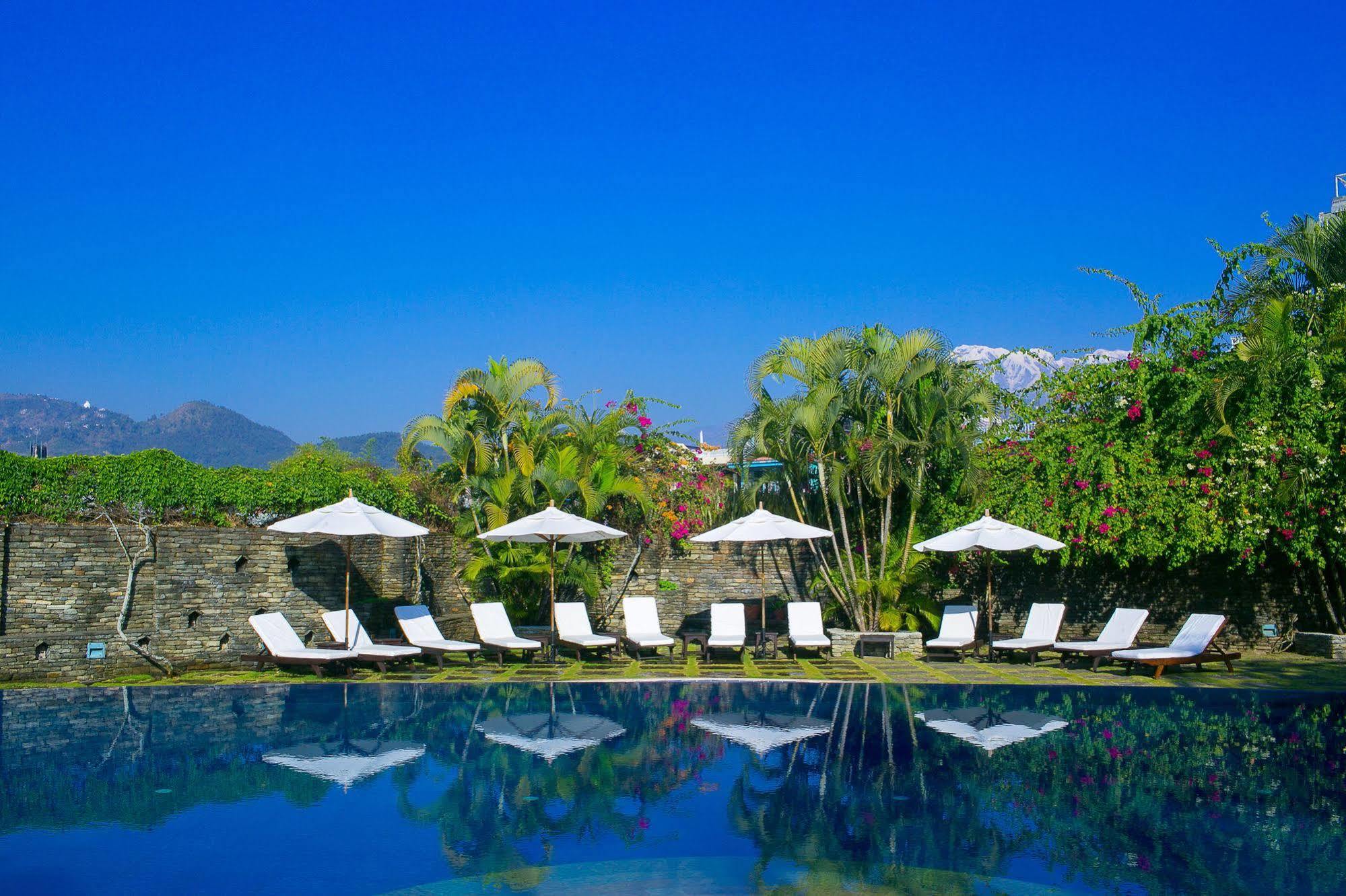 Shangri-La Village Resort, Pokhara Esterno foto