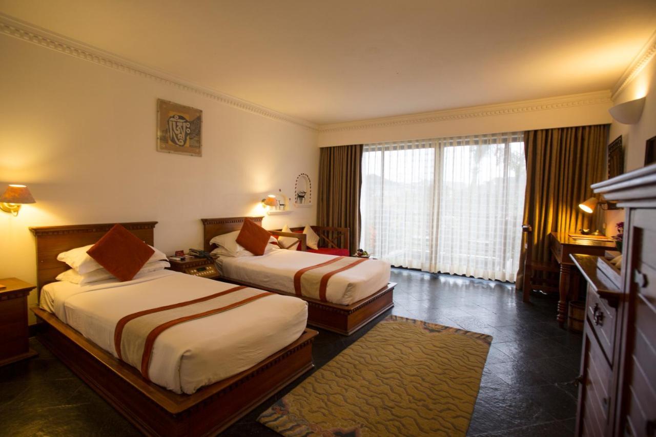 Shangri-La Village Resort, Pokhara Esterno foto